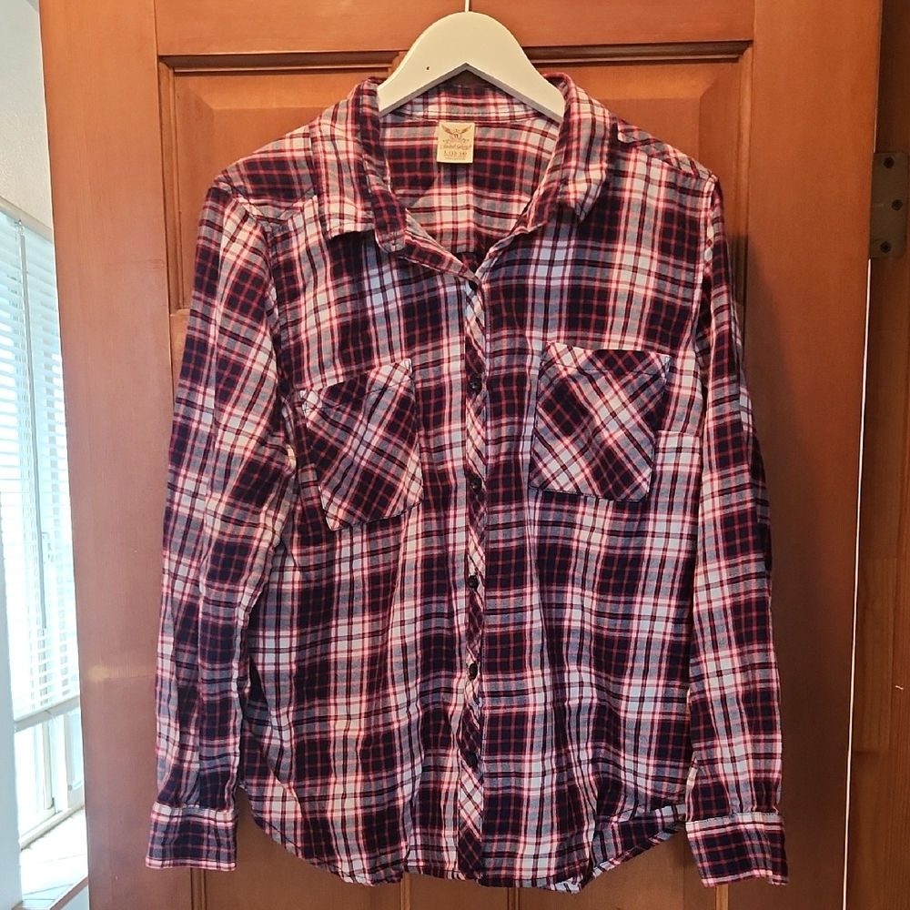 Cute Stylish Red and Blue Plaid Button-Up Shirt